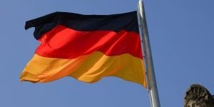 2025-12-08T114947Z_720902057_RC28KDAWWKCZ_RTRMADP_3_GERMANY-ECONOMY-INSOLVENCIES-300x200-1