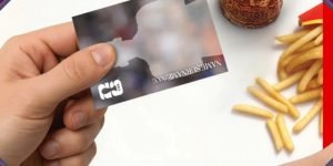 73e5cacongmateriamcdonaldscocacolapaninifigurinhas006445580202606052357.jpg