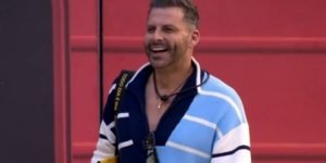 O ator Henri Castelli foi condenado por uso indevido de um camarote no Morumbis.