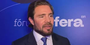 Dono do Banco Master, é apontado pela Polícia Federal como líder da organização