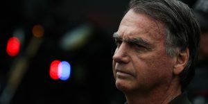 Bolsonaro-cirurgia-ombro-Fabio-Rodrigues-Pozzebom-Agencia-Brasil
