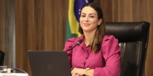 Ch1IYyfqgEtEoOvhVRiqDekUENsAmOnV00vjNHAL