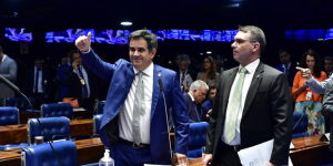 Ciro-Nogueira-e-Flavio-Bolsonaro-escandalo-Banco-Master