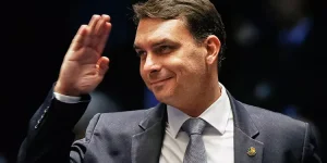 FLAVIO-BOLSONARO-2019-7805.jpg