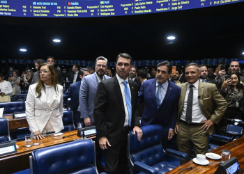 Flavio-Bolsonaro-votacao-Senado-indicacao-Jorge-Messias-STF