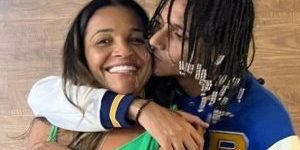 GxWmwnbXgAAuSY3-300x206-1