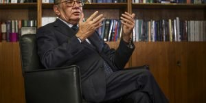 Gilmar Mendes dá entrevista para a Agência Brasil