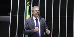 LINDBERGH-FARIAS-PLENARIO-07-08-2025