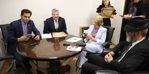 Marcio-Pacheco-Delegado-Jacovos-Marcia-Huculak-e-Tito-Barichello.jpg