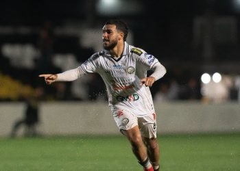 Moraes-Junior-Operario.jpg