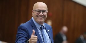 OOFHAiLhFKcxbMt9e4qWAFBivCnvf1crZnDPd8yV