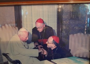 Papa-Joao-Paulo-e-Dom-Pedro-Fedalto.jpg