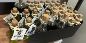 Polícia Civil encontrou laboratório de 'maconha gourmet' em chácara em SP — Foto