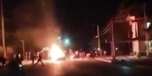 Protestos-em-frente-a-sede-do-Partido-Comunista-em-Cuba-300x142-1