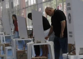 Votacao-urna-eletronica.jpg