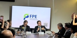 Foto: Motta diz que redução da jornada exige consenso