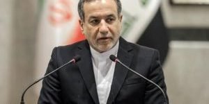 abbas-ira-chanceler-300x205-1