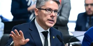 alessandro-vieira.jpg