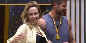 Foto: 1 de 1 Imagem colorida de Ana Paula e Jonas no BBB 26 - Metrópoles - Foto: