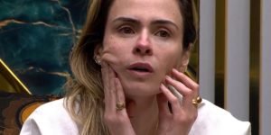 Ana Paula Renault abalada após receber a notícia da morte do pai. — Foto: 1 de 1