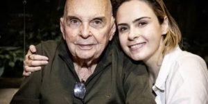 Ana Paula Renault com seu pai, Gerardo Henrique Machado Renault. — Foto: 1 de 1