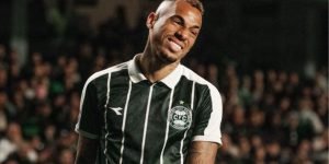 breno-lopes-coritiba-bahia