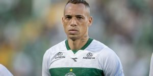breno-lopes-gol-chapecoense-coritiba-brasileirao