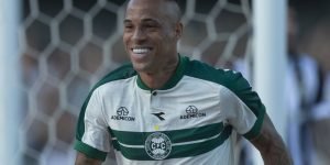 breno-lopes-protagonista-coritiba