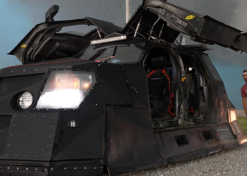 carro-cacador-de-tornados006664130202608131041.png