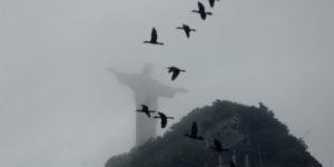 chuva-rio-janeiro-rj-cristo-redentor0alessandro-buzasfuturapressestadao