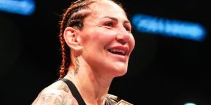 cris-cyborg-ironiza-ronda-rousey