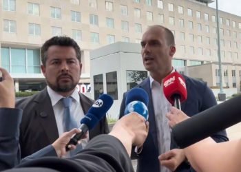 eduardo-bolsonaro-diz-que-trump-pode-nao-reconhecer-eleicao