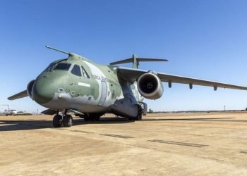 fab_envia_aviao_com_missao_humanitaria_a_venezuela