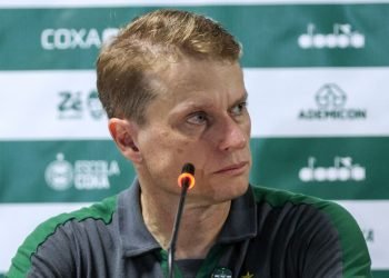 fernando-seabra-coritiba-vitoria