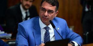 flavio-bolsonaro-1