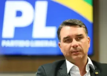 flavio-bolsonaro-300x200.jpg