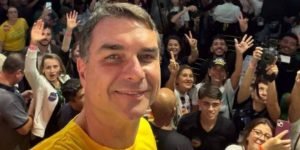 flavio-bolsonaro-faz-novo-apelo-pela-uniao-da-direita-e-pede-capa-1200x675-1