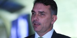 flavio-bolsonaro-pc-fim-reeleicao
