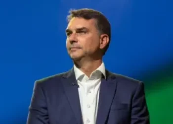 flavio-coletiva-vice-300x190.jpeg