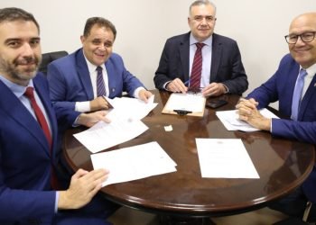 gSK2jQVa6SME1RNGBKDxnmt8G8YcThLk8AbGymqi