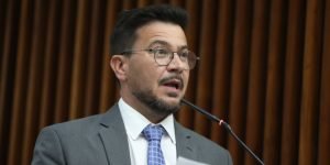Deputado Arilson Chiorato (PT), líder da Oposição na Casa. — Foto: Deputado Aril