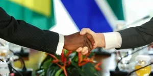 int2-relacoes-internacionais-300x200-1