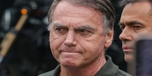 Foto: Bolsonaro cumpre pena no 19º Batalhão da Polícia Militar do Distrito Feder