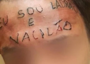 jovem-que-teve-testa-tatuada-a-forca-e-condenado-p006408300202605142218.webp.webp