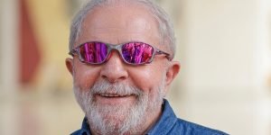 lula-no-dia-do-funk-com-oculos-juliete