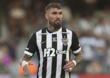 lyanco-coritiba-atletico-mg-brasileirao