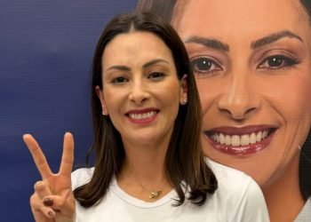 mabel-comemora-votacao-expressiva-em-ponta-grossa-006755160202610042359.jpg