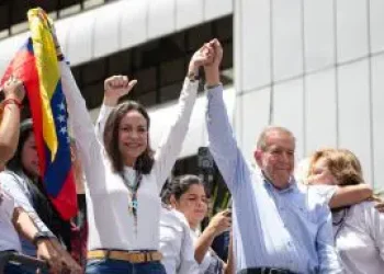 maria-corina-e-edmundo-300x192.jpg