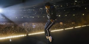 Jaafar Jackson como Michael Jackson na cinebiografia do Rei do Pop — Foto: 1 de