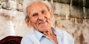 morre-aos-88-anos-o-influenciador-vovo-anesio-feno006457900202606131142.png